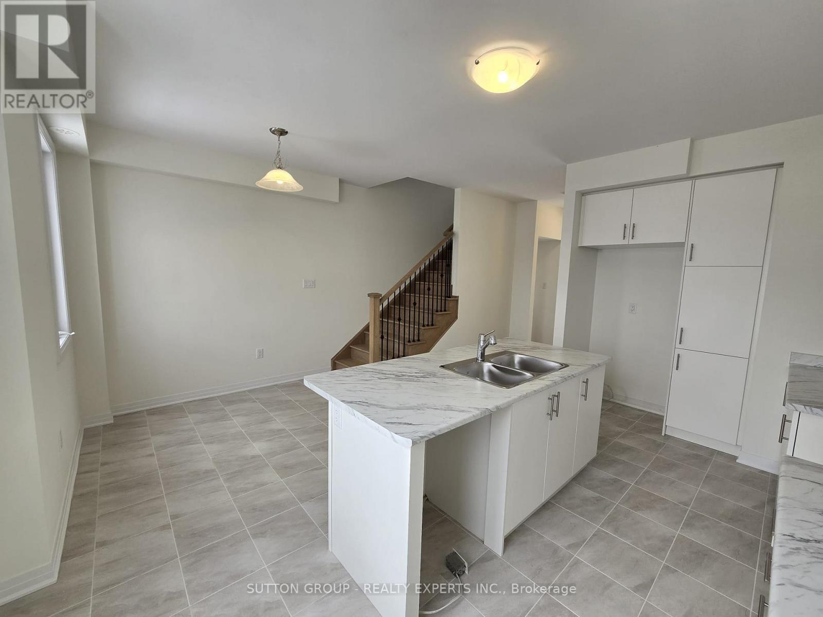 11 Greig Street, Brantford, ON - Indoor Photo Showing Kitchen With Double Sink