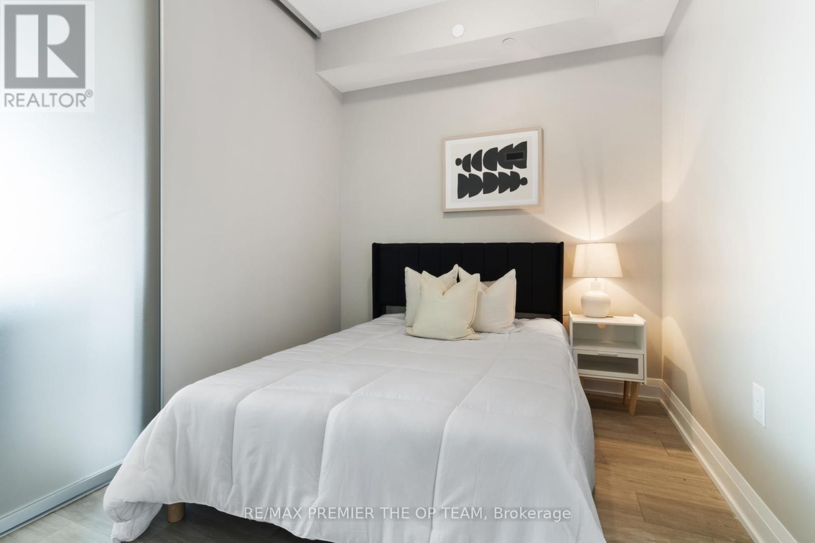 508 - 4800 Highway 7 W, Vaughan, ON - Indoor Photo Showing Bedroom