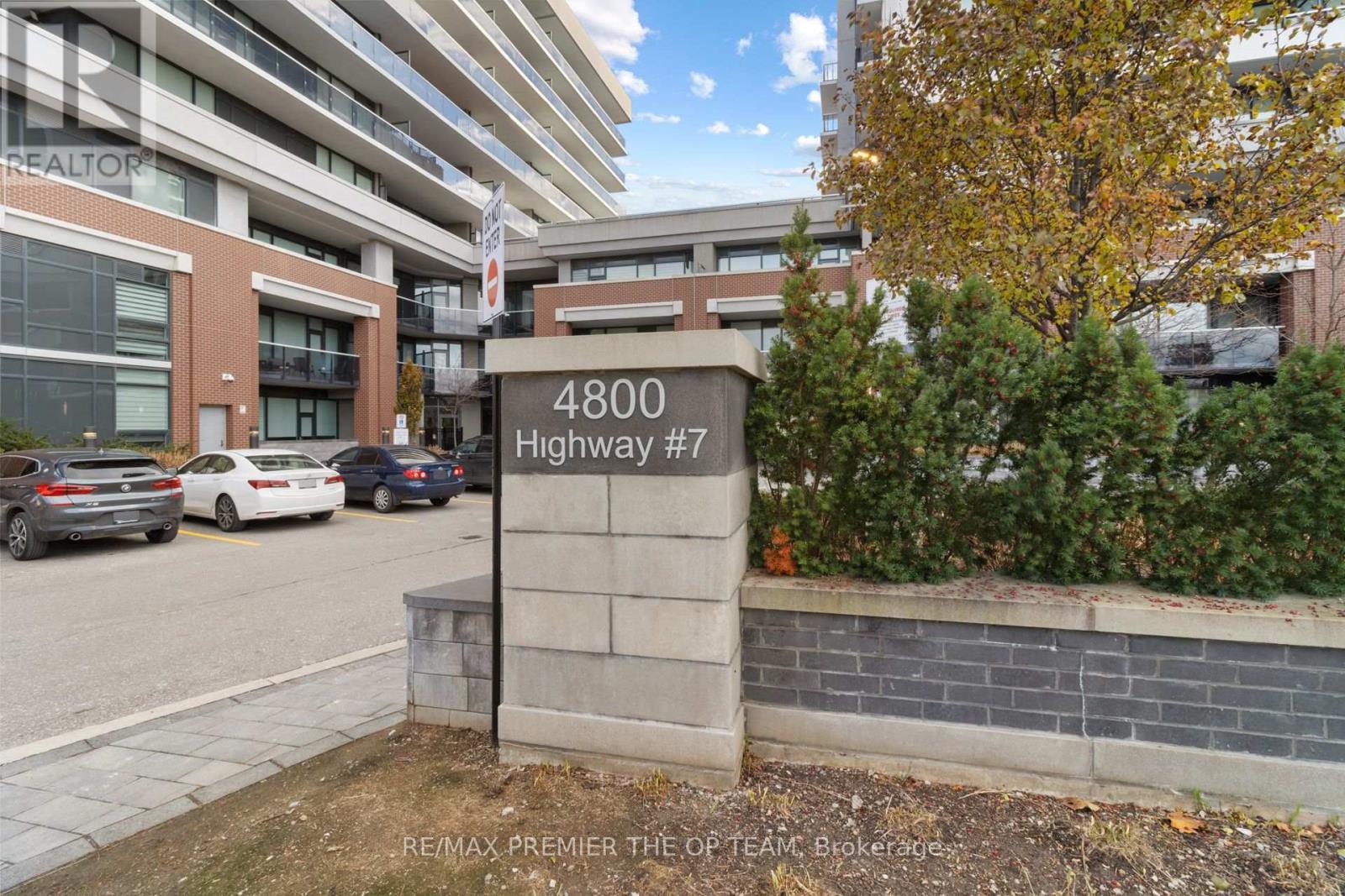 508 - 4800 Highway 7 W, Vaughan, ON - Outdoor