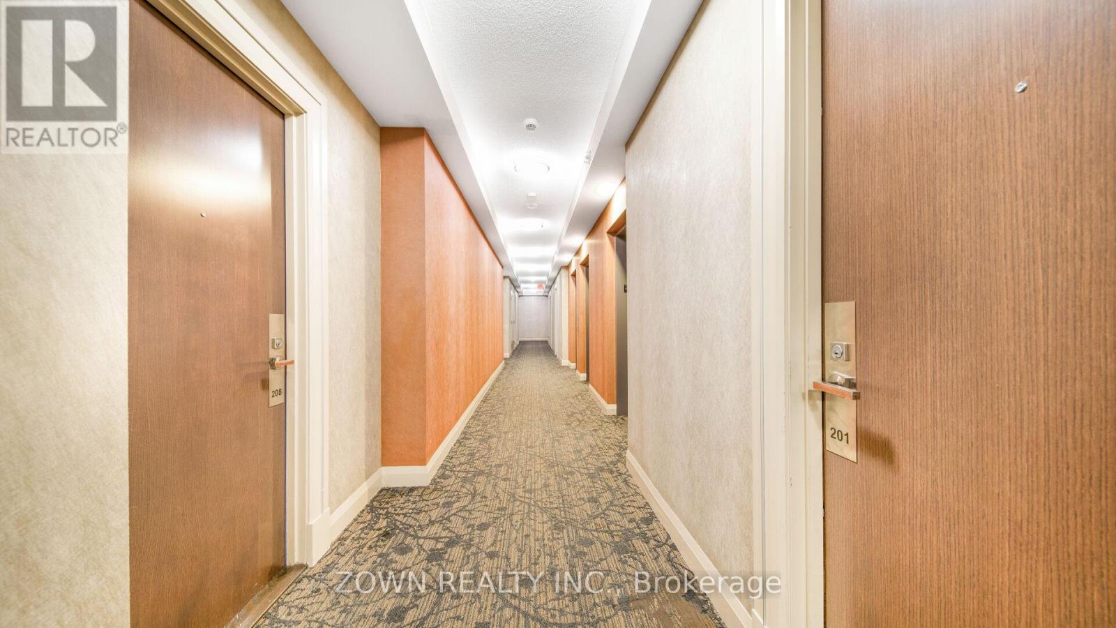 201 - 85 North Park Road, Vaughan, ON - Indoor Photo Showing Other Room