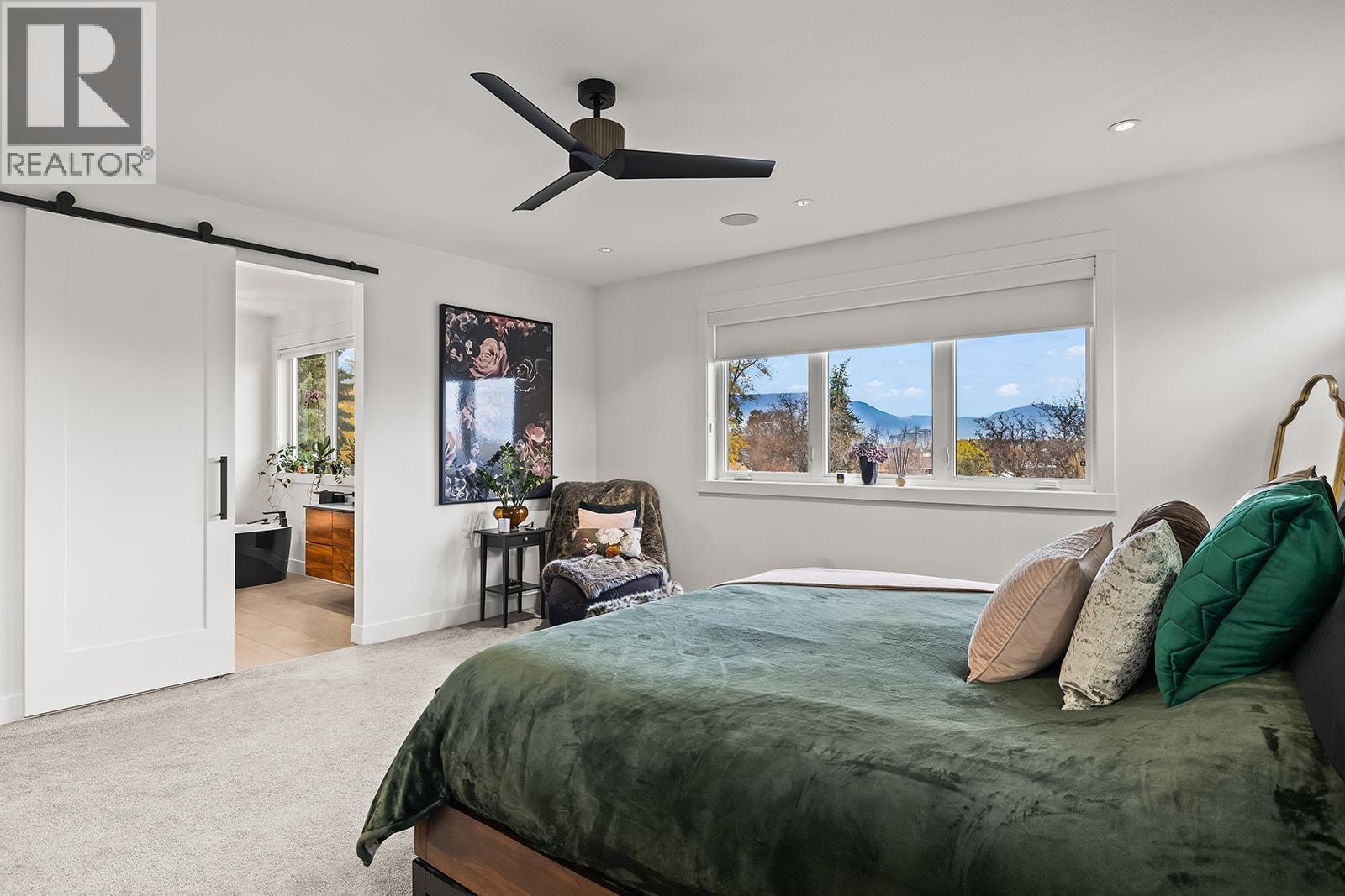 720 Turner Road, Kelowna, BC - Indoor Photo Showing Bedroom