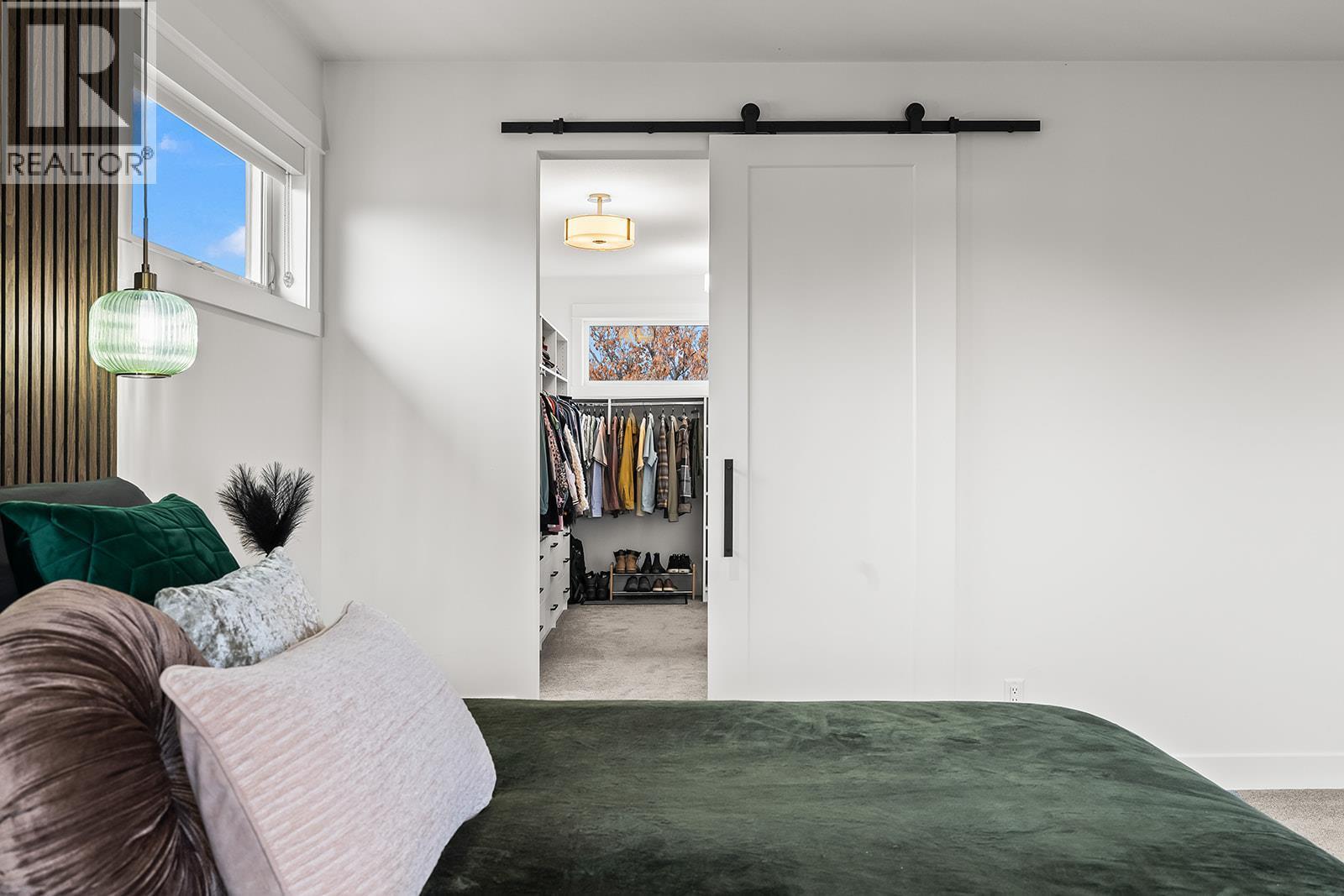 720 Turner Road, Kelowna, BC - Indoor