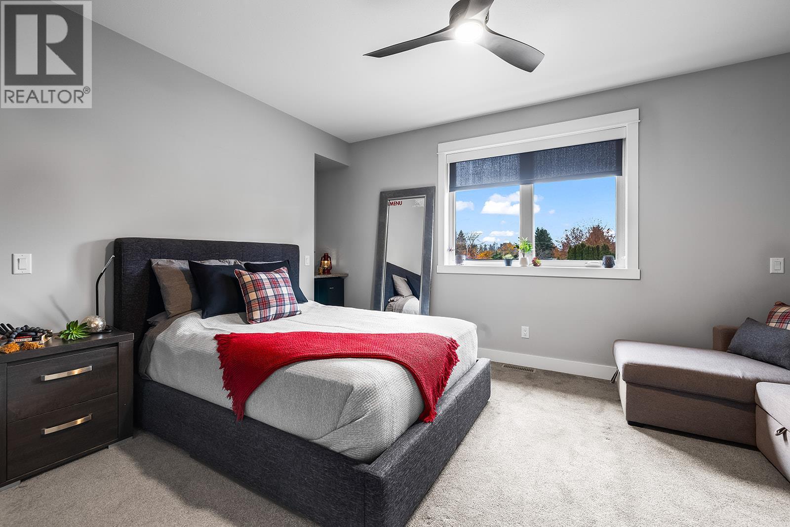 720 Turner Road, Kelowna, BC - Indoor Photo Showing Bedroom