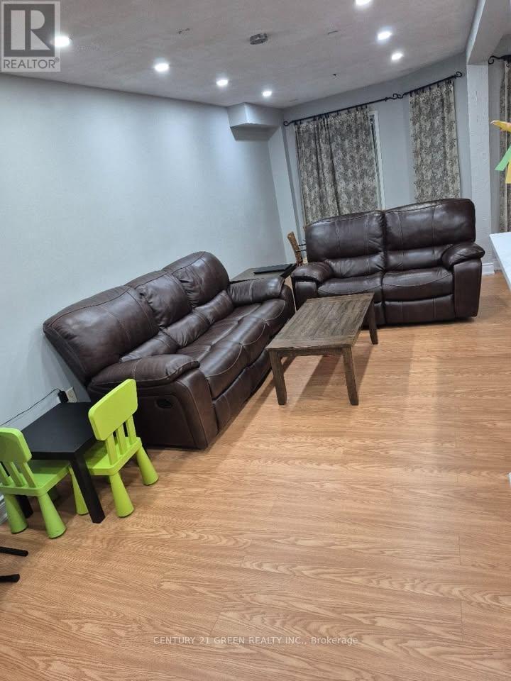 64 Wilmont Court, Brampton, ON - Indoor