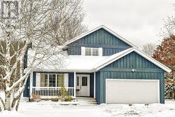255 BLUE JAY CRESCENT Grey Highlands, ON N0C 1H0