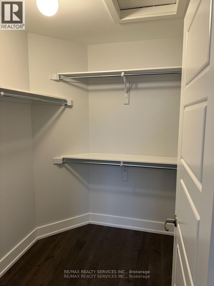 724 Rouncey Road, Ottawa, ON - Indoor With Storage