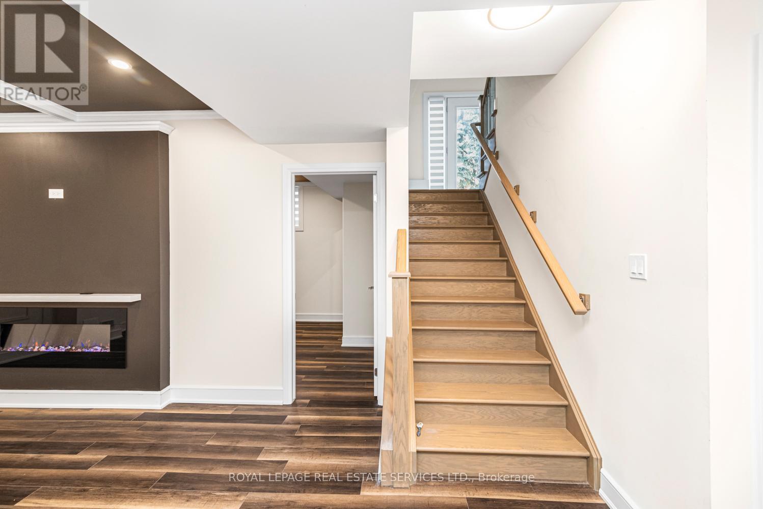 Bsmt - 166 Concession Street, Hamilton, ON - Indoor Photo Showing Other Room