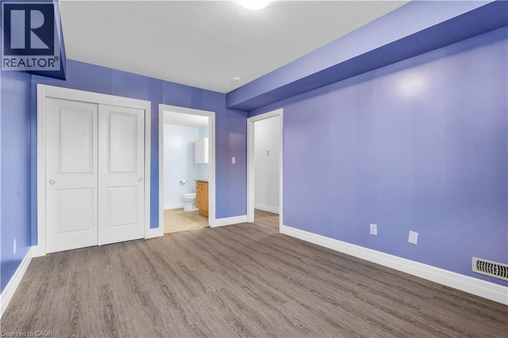 168 Rochefort Street Unit# F, Kitchener, ON - Indoor Photo Showing Other Room