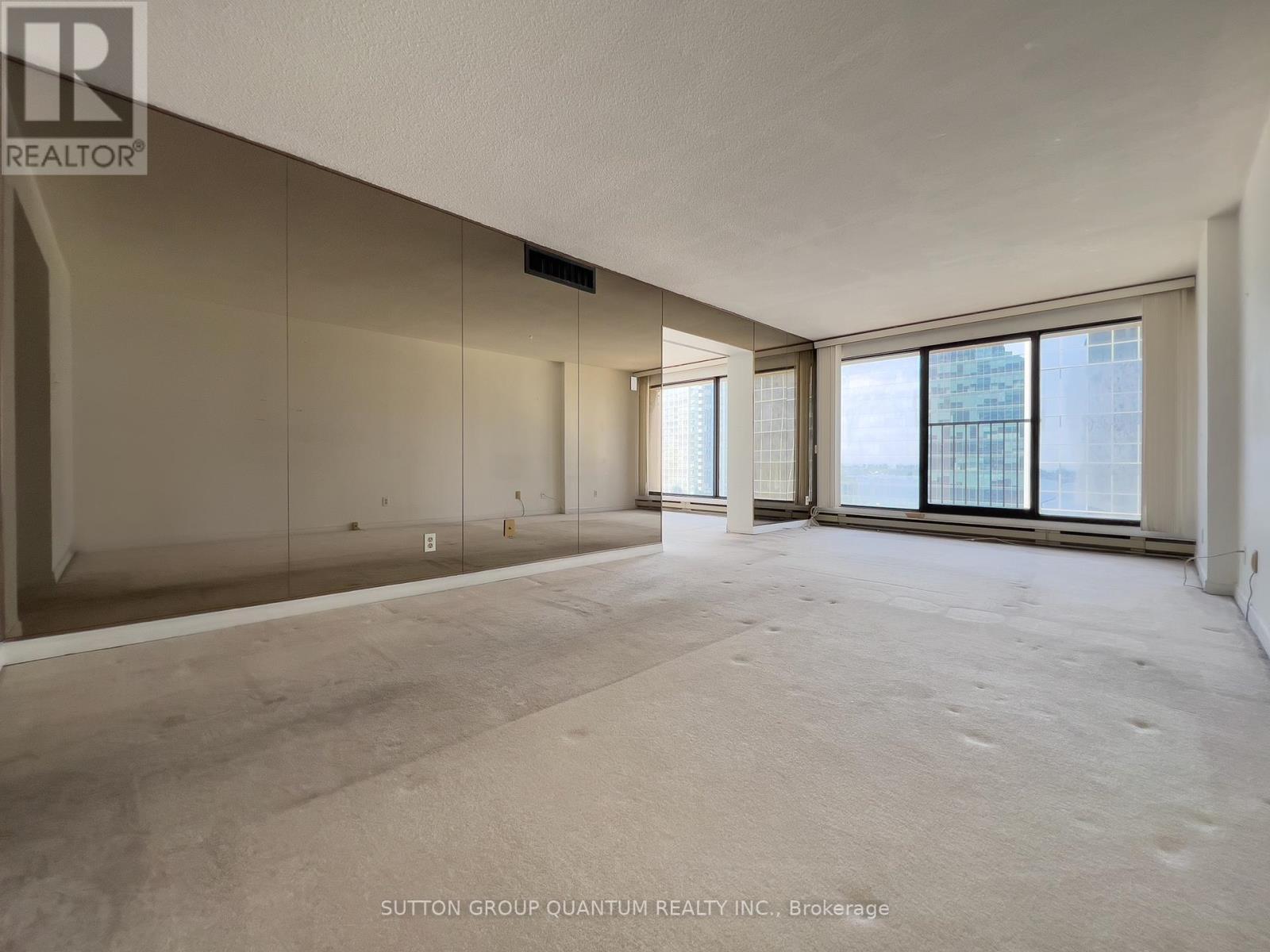 1617 - 55 Harbour Square, Toronto, ON - Indoor Photo Showing Other Room