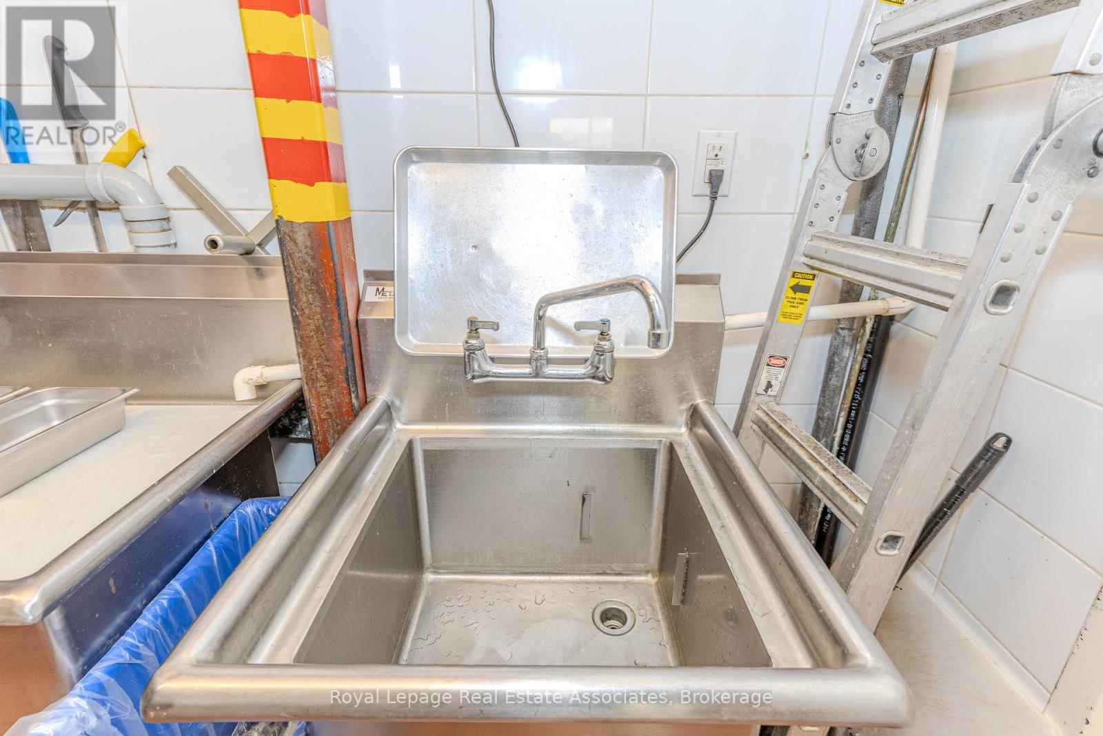 Unit 1 - 750 Spadina Avenue, Toronto, ON