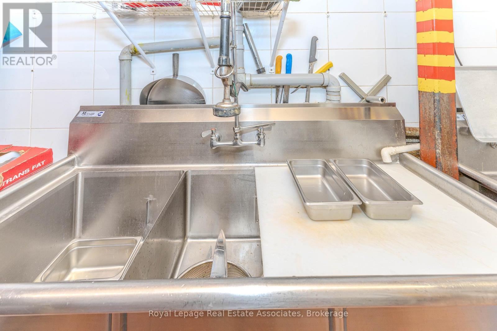 Unit 1 - 750 Spadina Avenue, Toronto, ON