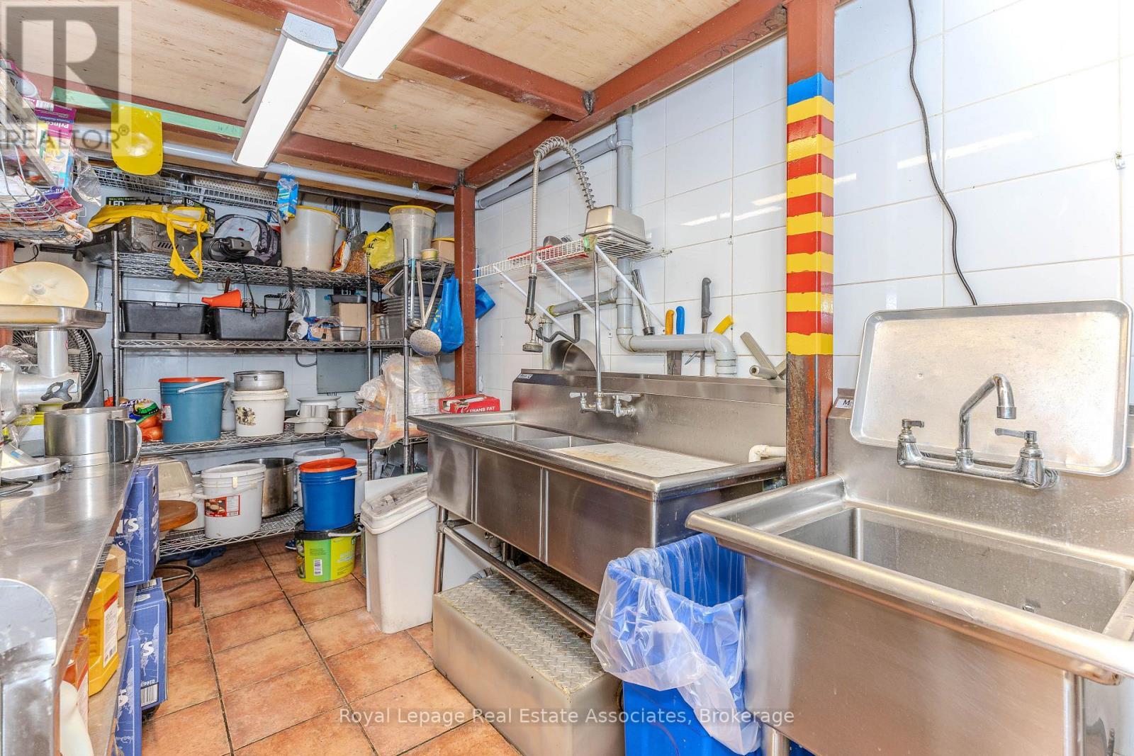 Unit 1 - 750 Spadina Avenue, Toronto, ON