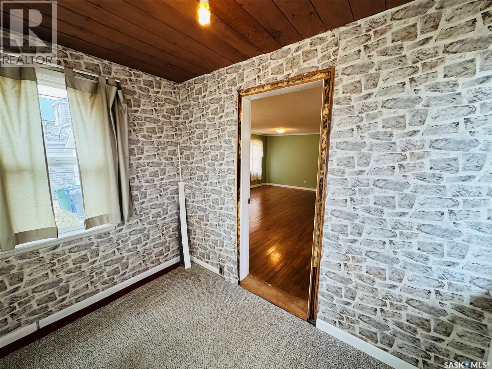 121 2Nd Avenue W, Biggar, SK - With Exterior