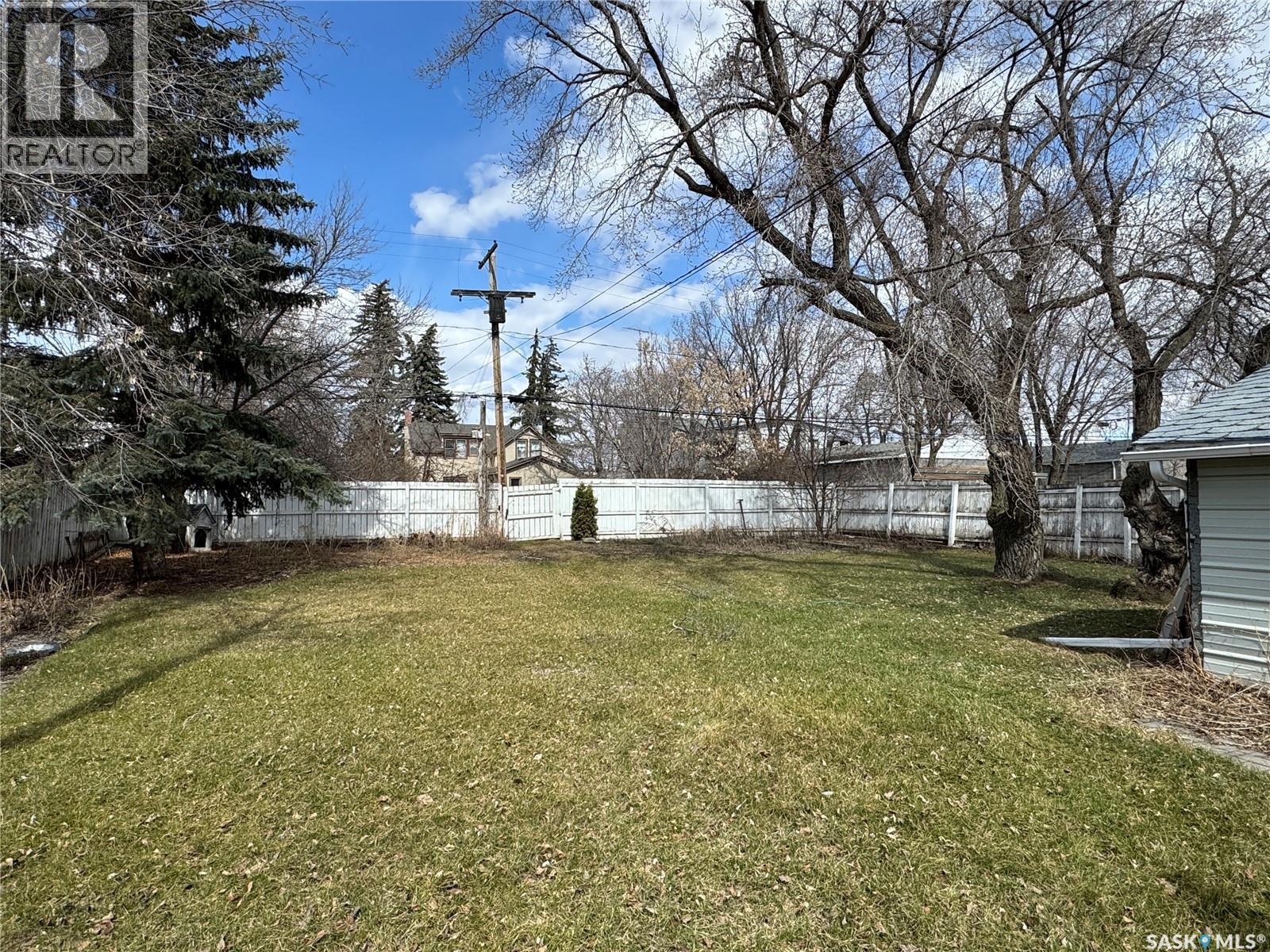 121 2Nd Avenue W, Biggar, SK - Outdoor