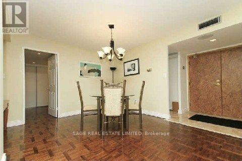 1105 - 71 Charles Street E, Toronto, ON - Indoor Photo Showing Dining Room