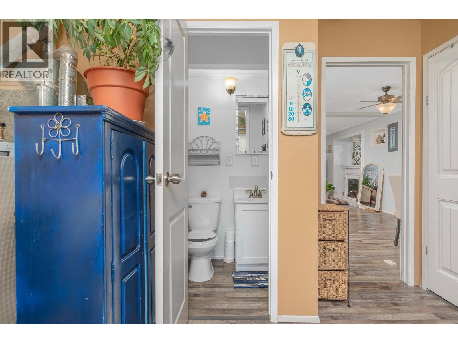 5513 Willow Drive, Vernon, BC - Indoor