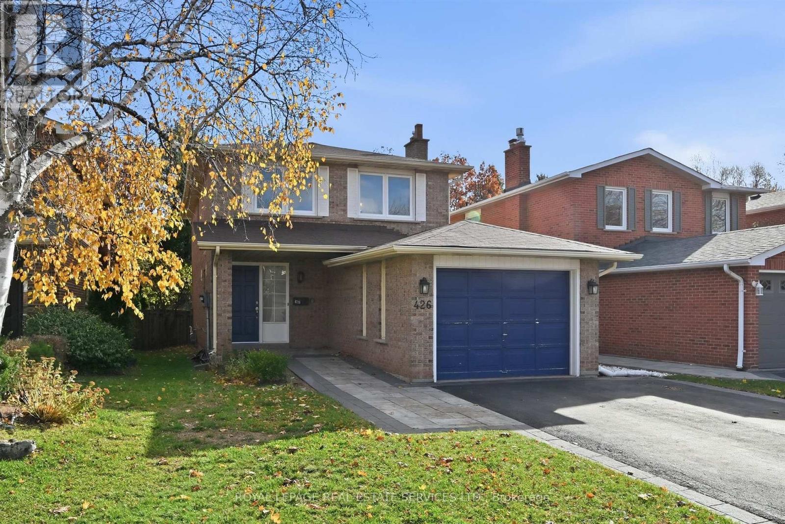 Nestled in the Heart of Sought-After Glen Abbey! - 426 Parkridge Crescent, Oakville, ON - Outdoor