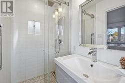 Three-Piece Primary Ensuite -