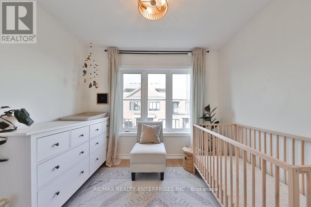 71 - 130 Twenty Fourth Street, Toronto, ON - Indoor