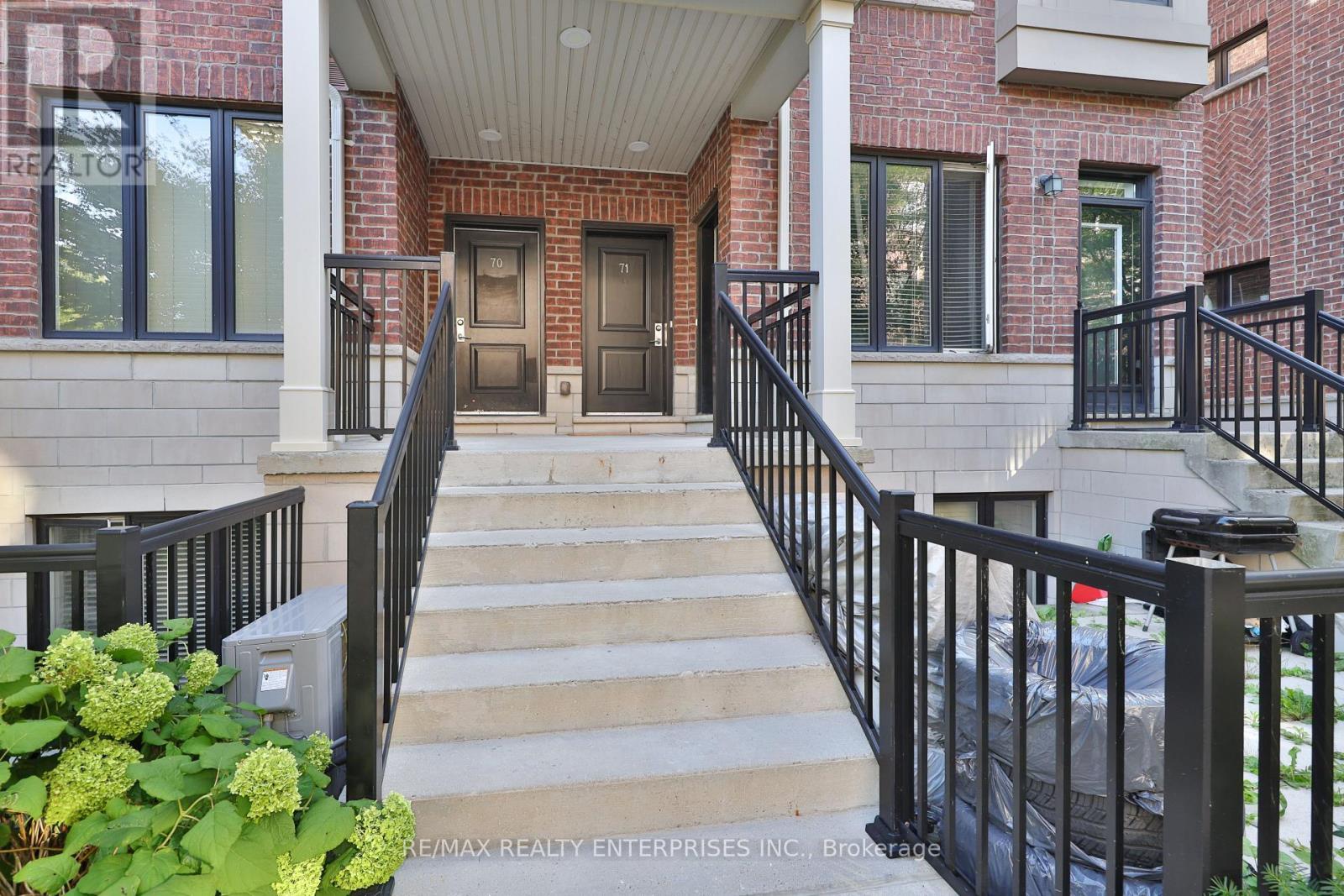 71 - 130 Twenty Fourth Street, Toronto, ON - Outdoor