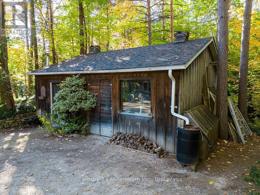 Converted Garage with Hydro - 265797 25Th Side Road, Meaford, ON - Outdoor