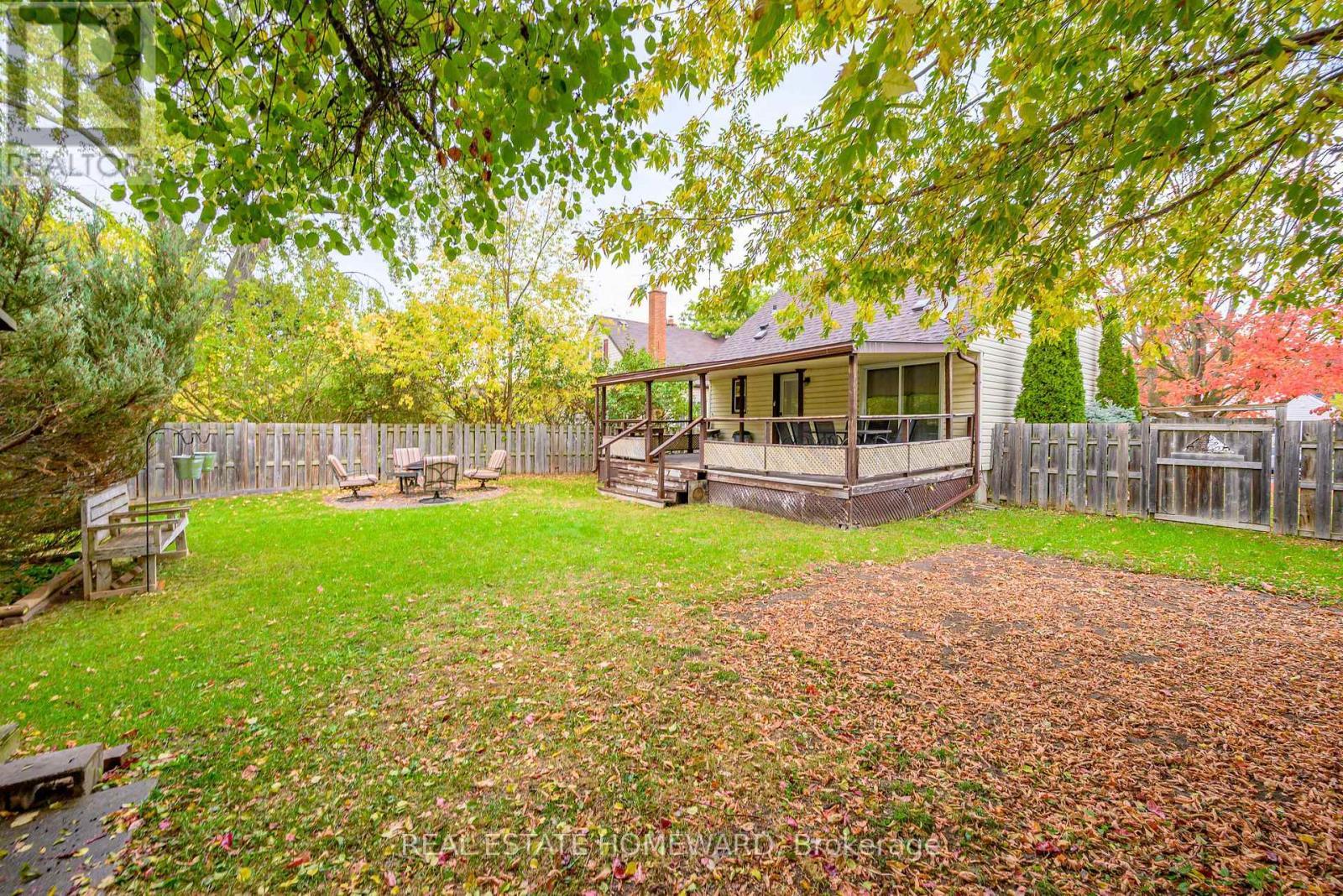 521 O'Connell Road, Peterborough, ON - Outdoor With Deck Patio Veranda