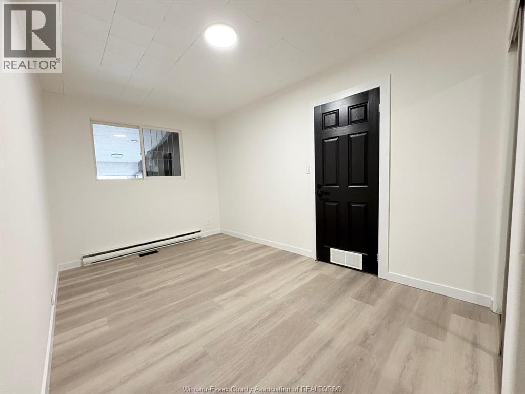 1370 Wyandotte Street East Unit# 2, Windsor, ON - Indoor Photo Showing Other Room