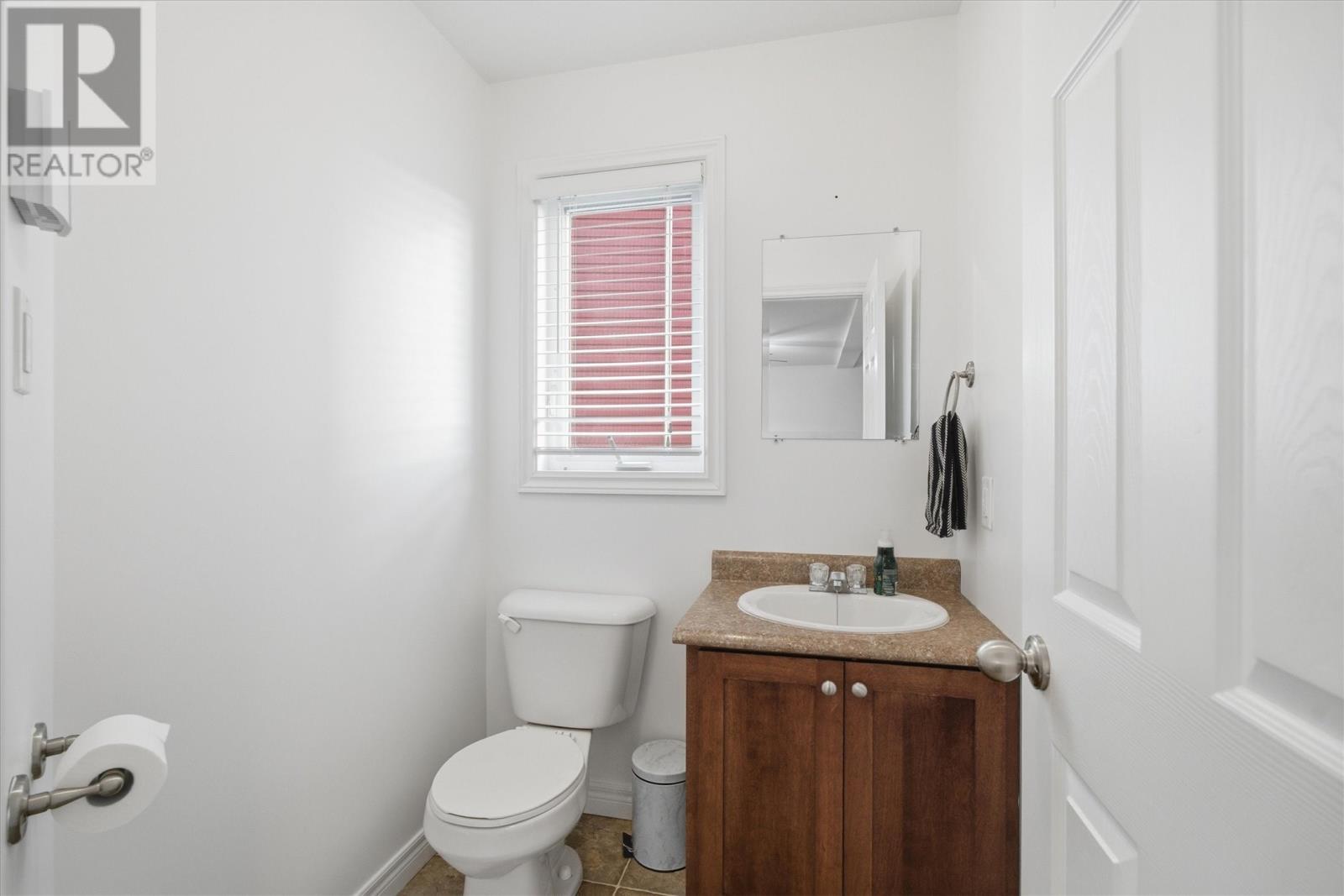 7 Oaken Drive, Conception Bay South, NL - Indoor Photo Showing Bathroom