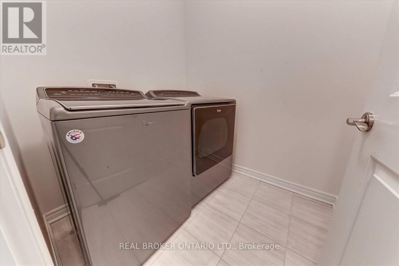 91 Titan Trail, Markham, ON - Indoor Photo Showing Laundry Room