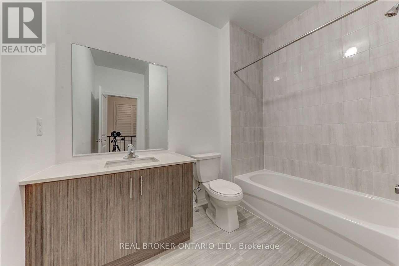 91 Titan Trail, Markham, ON - Indoor Photo Showing Bathroom