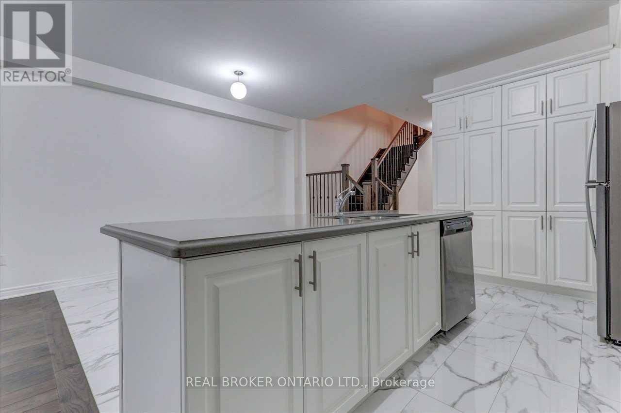 91 Titan Trail, Markham, ON -