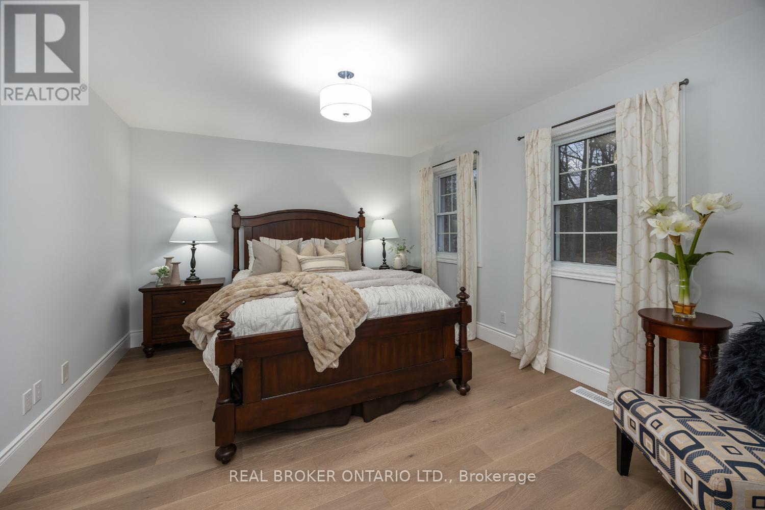398 Sandy Hook Road, Kawartha Lakes (Manvers), ON - Indoor Photo Showing Bedroom