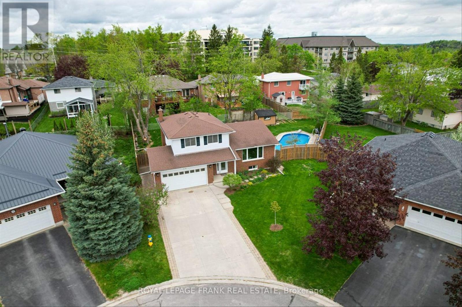 38 Clearview Court, Peterborough (Monaghan Ward 2), ON - Outdoor