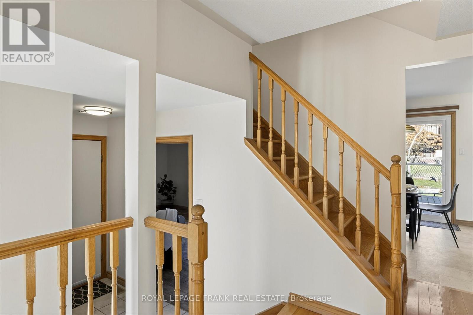 38 Clearview Court, Peterborough (Monaghan Ward 2), ON - Indoor Photo Showing Other Room