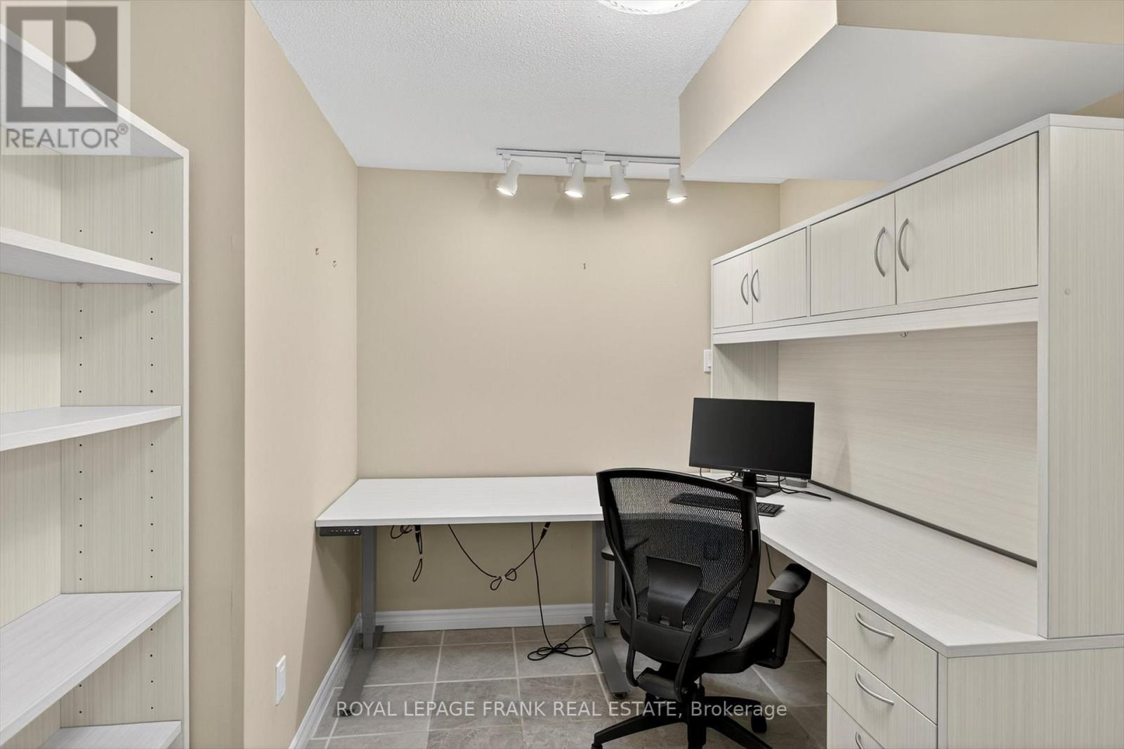 38 Clearview Court, Peterborough (Monaghan Ward 2), ON - Indoor Photo Showing Office