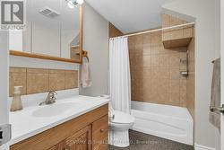 basement 4-piece bathroom -