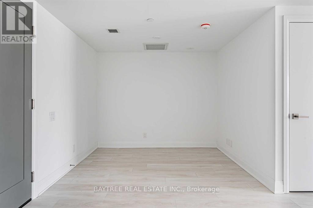 414 - 33 Frederick Todd Way, Toronto, ON - Indoor Photo Showing Other Room