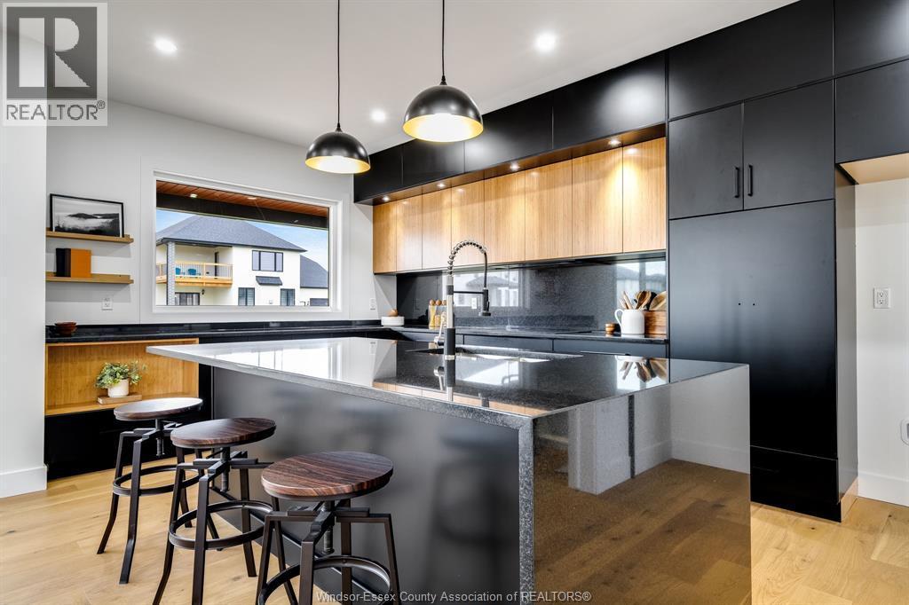227 Cowan Court, Amherstburg, ON - Indoor Photo Showing Kitchen