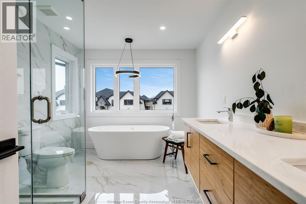 227 Cowan Court, Amherstburg, ON - Indoor Photo Showing Bathroom