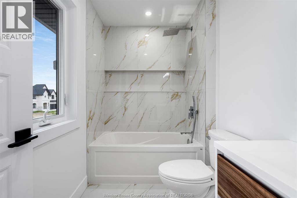 227 Cowan Court, Amherstburg, ON - Indoor Photo Showing Bathroom