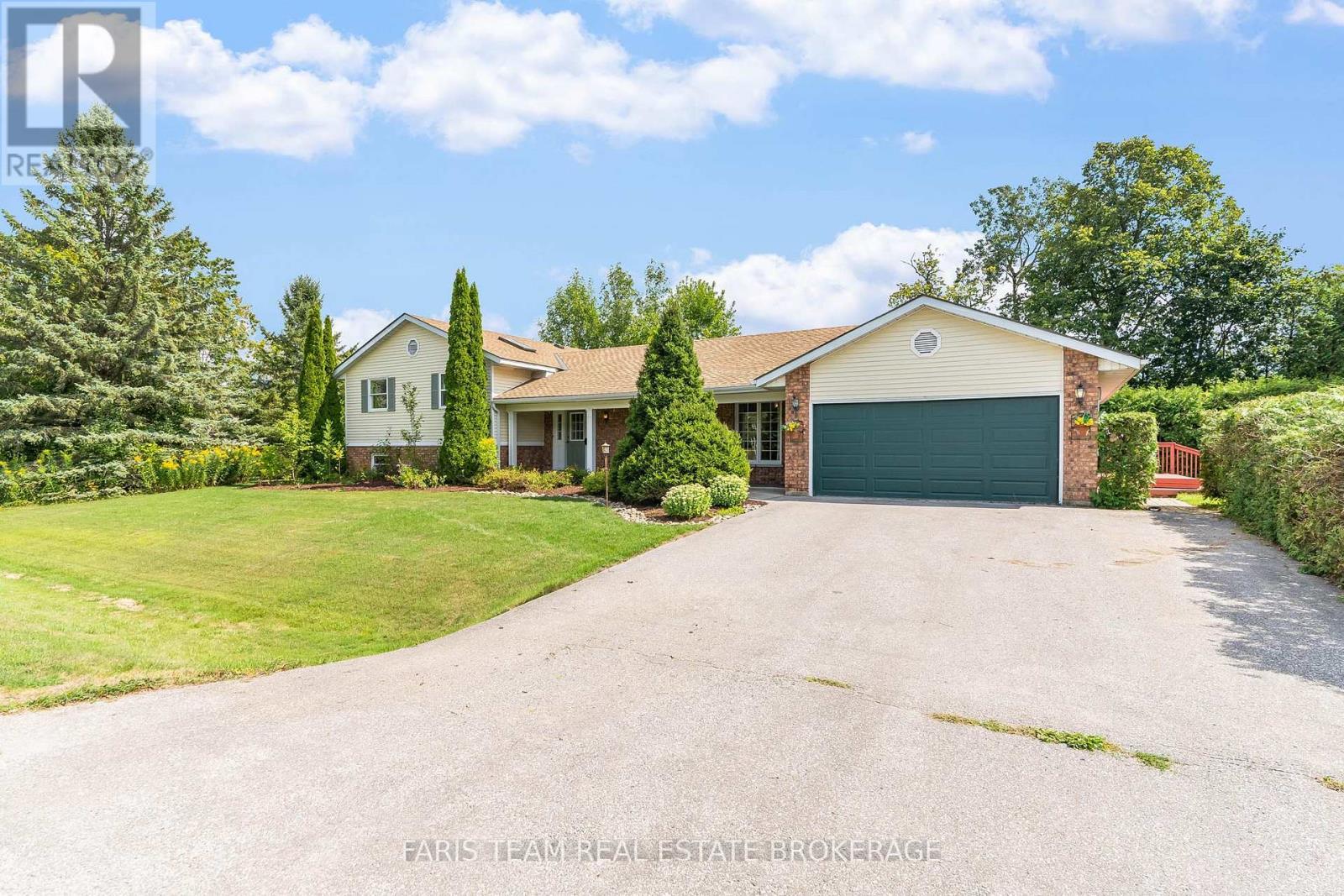 53 Maple Drive, Orillia, ON - Outdoor With Facade