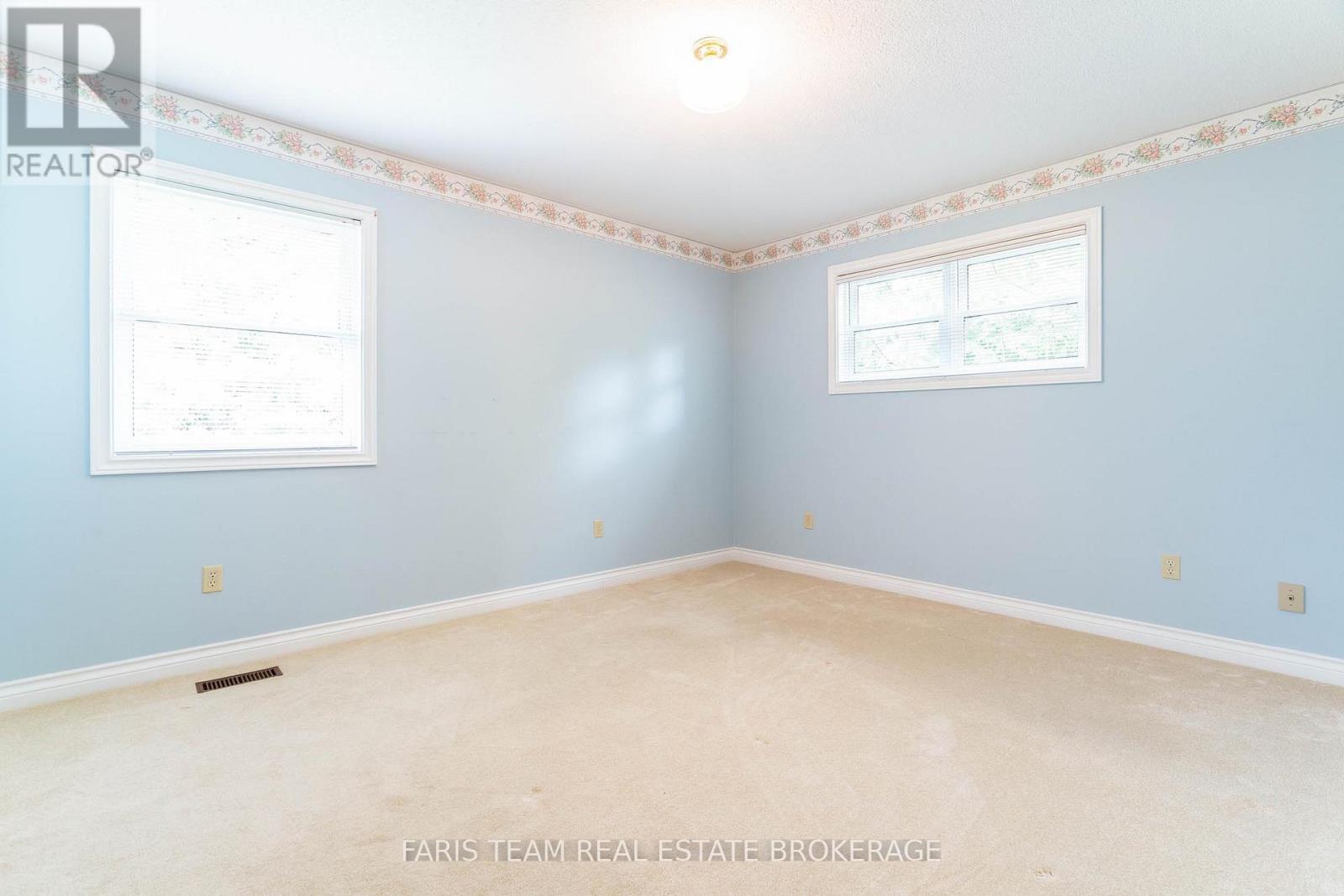 53 Maple Drive, Orillia, ON - Indoor Photo Showing Other Room