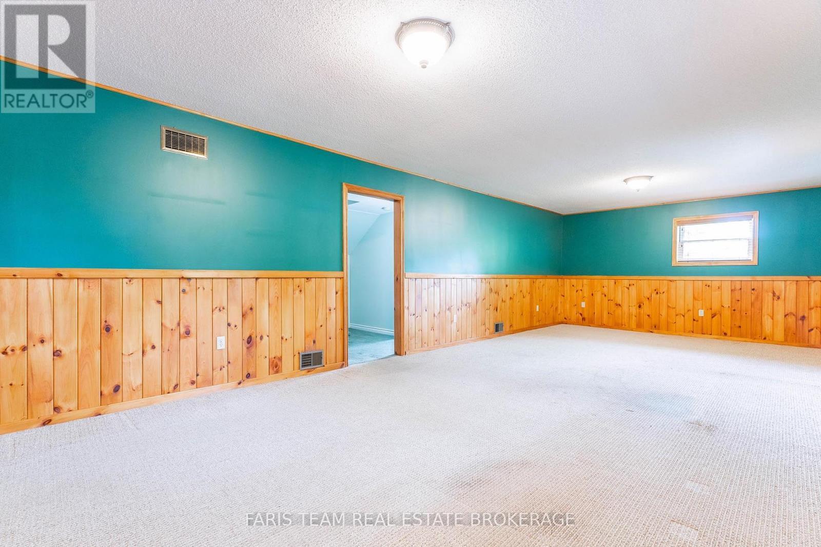 53 Maple Drive, Orillia, ON - Indoor Photo Showing Other Room