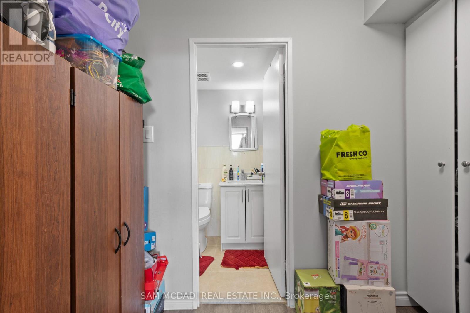 211 - 1050 Stainton Drive, Mississauga, ON - Indoor Photo Showing Other Room