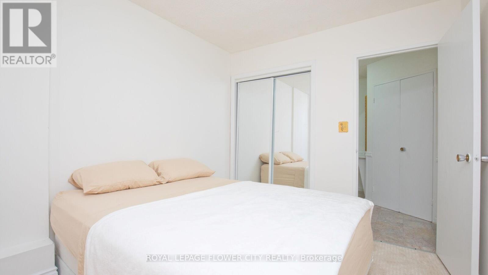 207 - 345 Driftwood Avenue, Toronto, ON - Indoor Photo Showing Bedroom