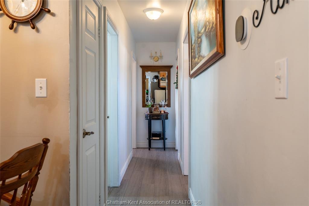 27 Hillcrest Avenue, Chatham, ON