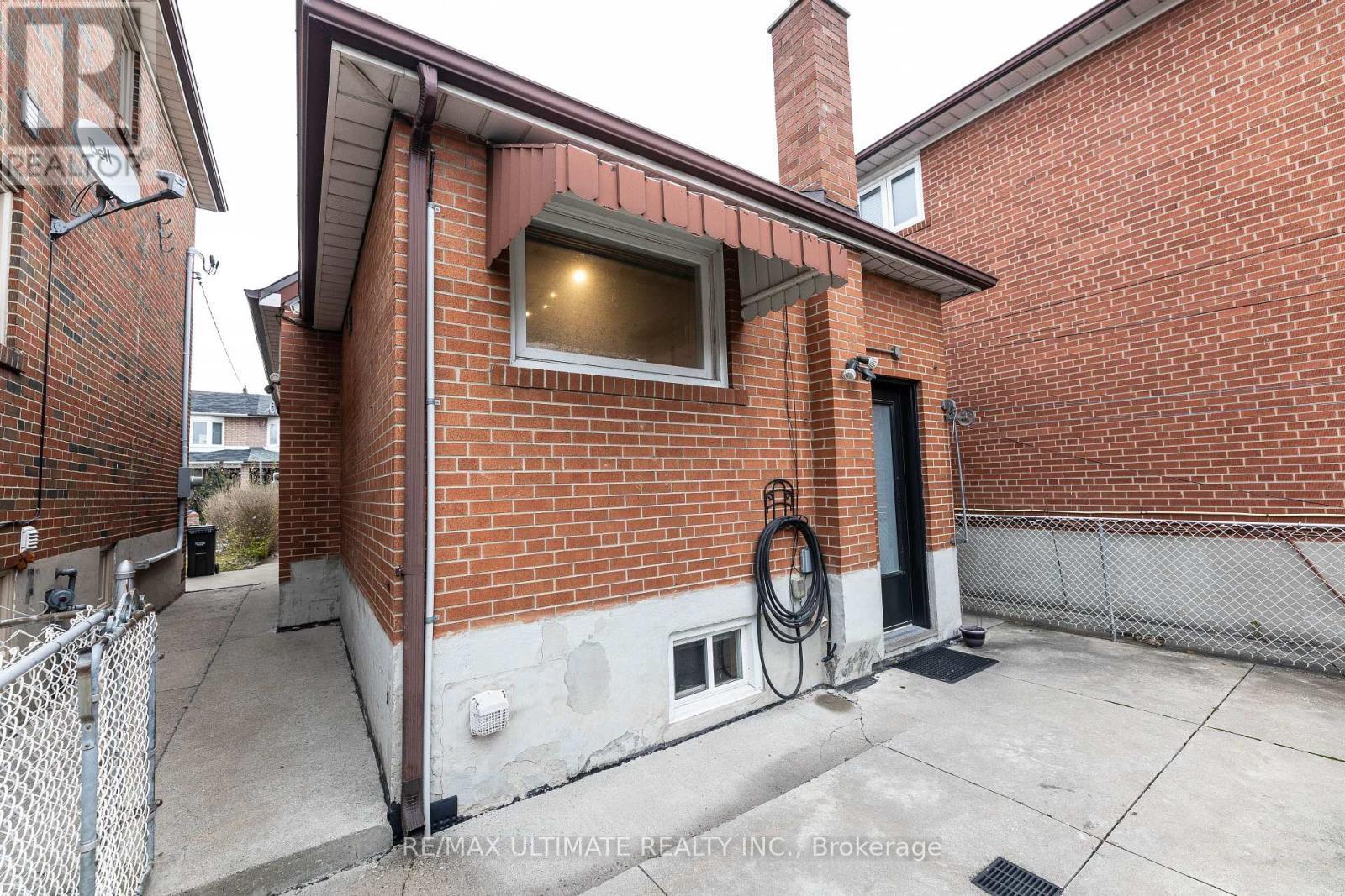 Main - 448 Salem Avenue N, Toronto, ON - Outdoor With Exterior