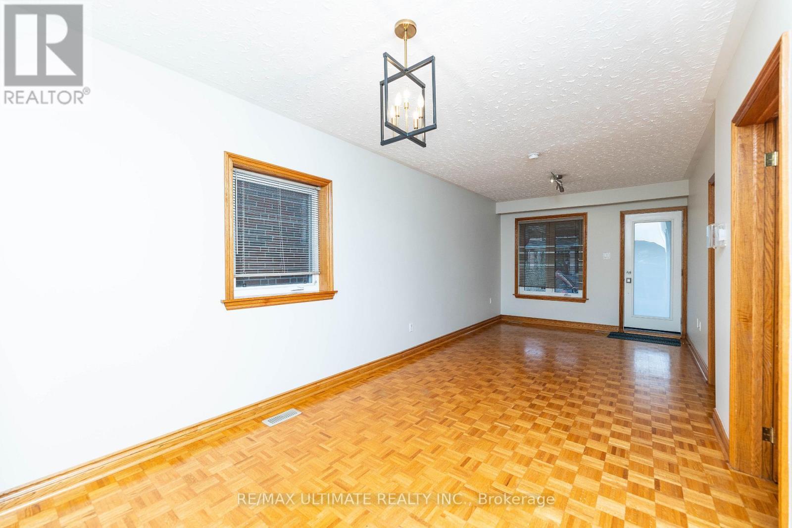 Main - 448 Salem Avenue N, Toronto, ON - Indoor Photo Showing Other Room