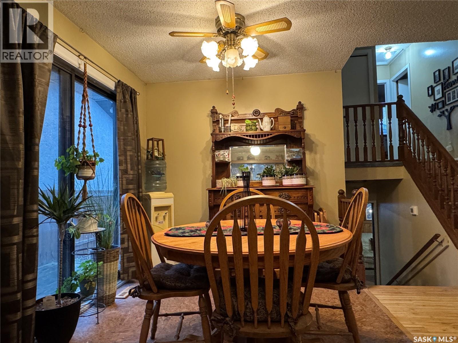 97 Dorothy Street, Regina, SK - Indoor Photo Showing Dining Room