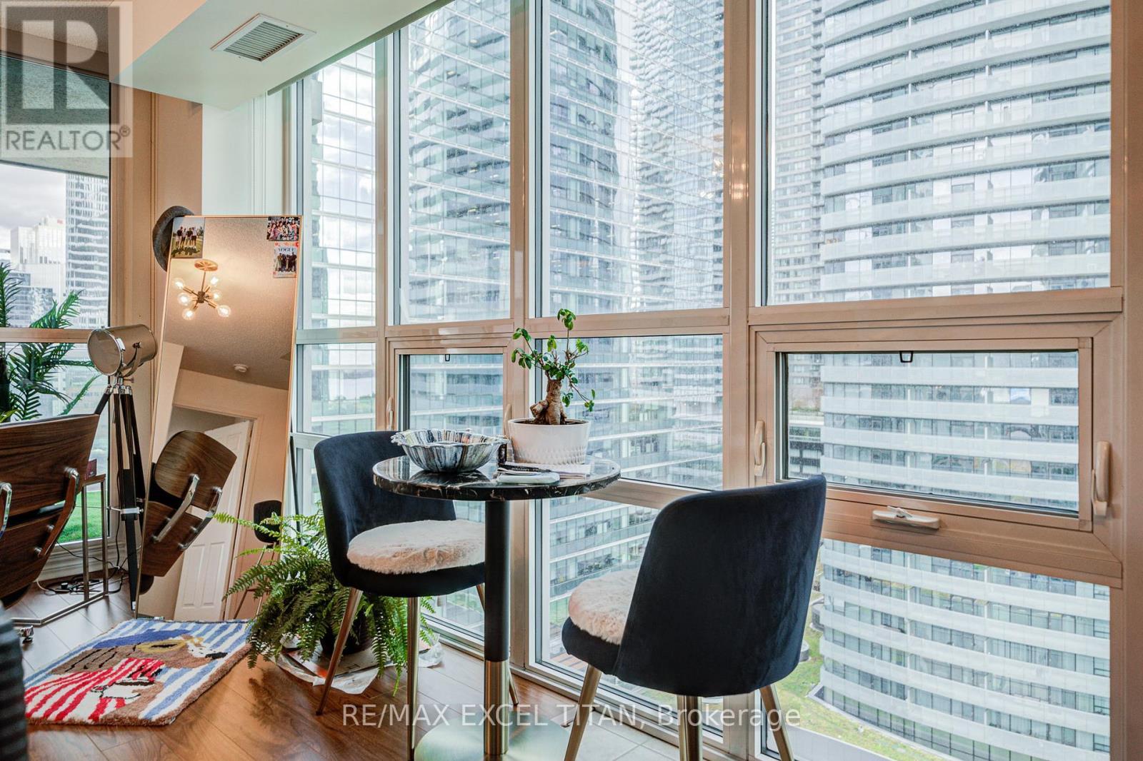 2006 - 19 Grand Trunk Crescent, Toronto, ON - Indoor